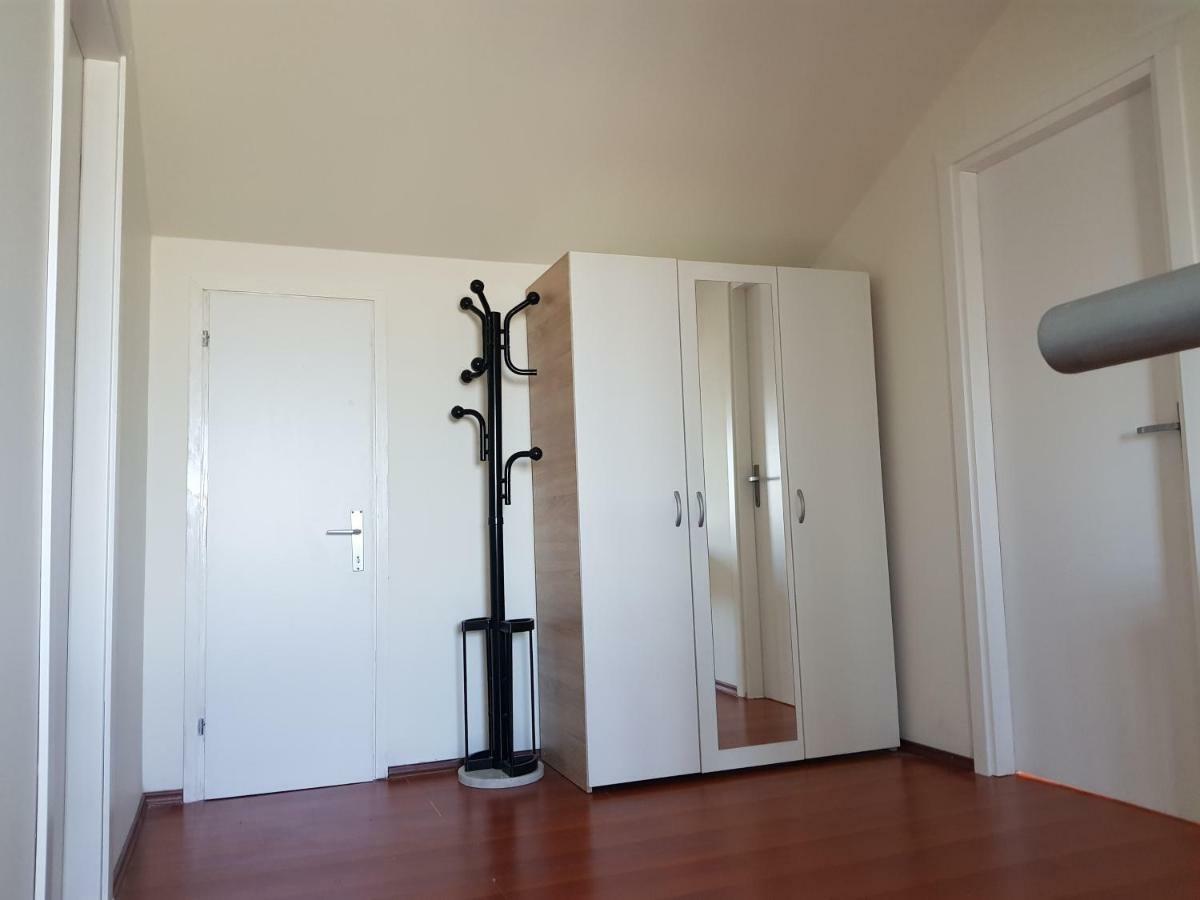Holiday House "Villa Flora" Šibenik Eksteriør billede
